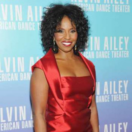 Pauletta Washington